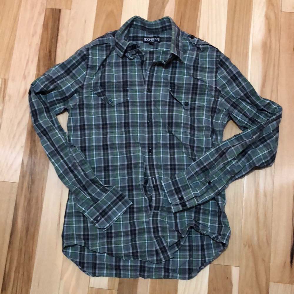 Men’s Button Down Plaid Shirt